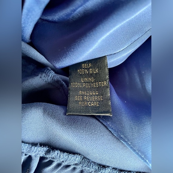 Nicole Miller wrap dress, mini, silk, in navy with ruffles, size 6 - Picture 4 of 7